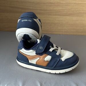 Stride Rite Navy, Tan and Cream Toddler Hook-and-Loop Sneakers